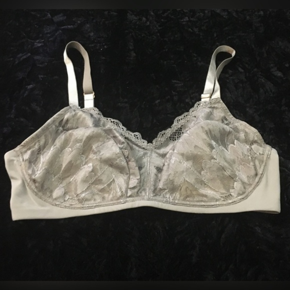 True- lilac lace Bra - Lilac - Size- 34D